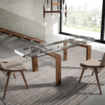 Extendable dining table in tempered glass and Walnut wood