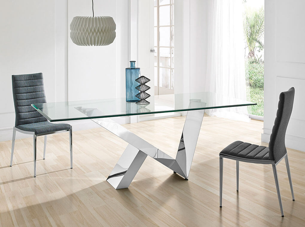 Mesa de comedor con tapa de cristal templado - Angel Cerdá, S.L.