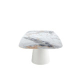 Tavolo da pranzo barile ovale marmo porcellanato