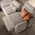 Modulares Relax-Sofa mit Chaiselongue links, Stoff in Sandfarbe