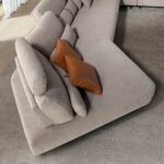 Modulares Relax-Sofa mit Chaiselongue links, Stoff in Sandfarbe