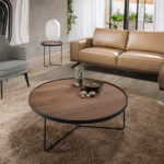 Round coffee table in Walnut wood and black steel