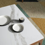 Square coffee table in marble imitation glass and Walnut wood