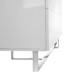 Credenza in legno bianco e acciaio cromato