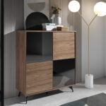 Sideboard aus Walnussholz und schwarze Spiegelglastüren