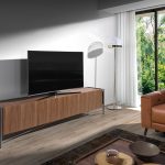 Mueble TV madera nogal y acero oscurecido