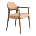 Chaise en similicuir couleur camel