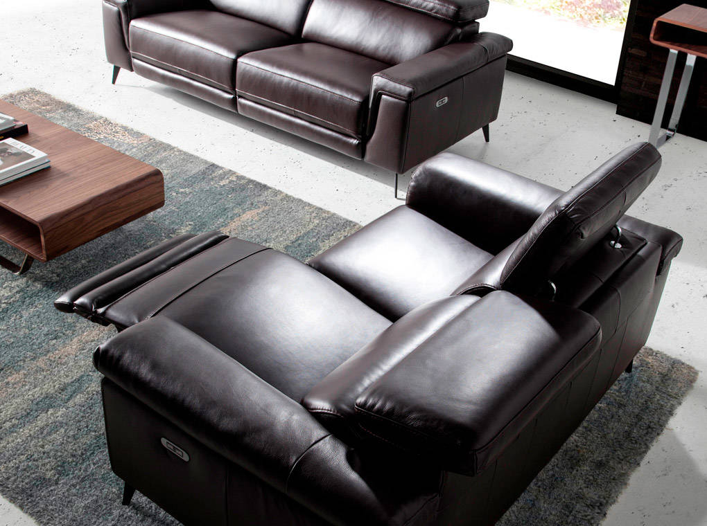 3 seater upholstered leather sofa with relax mechanisms
