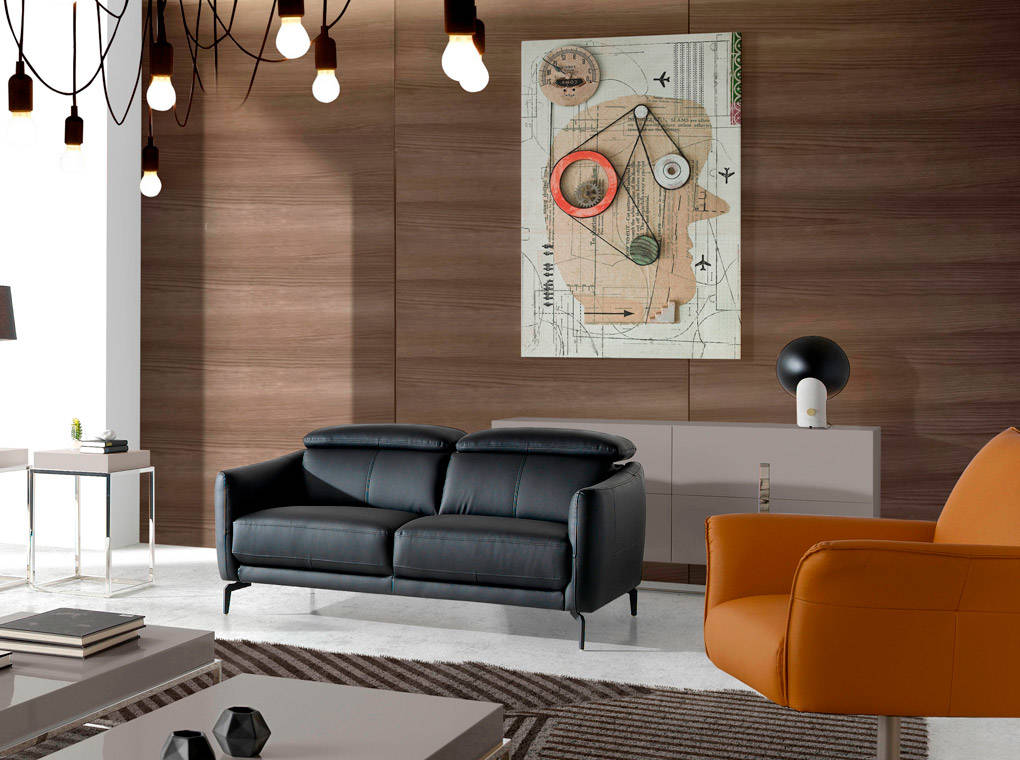 2-seater sofa upholstered in leather with black steel legs 2-seater sofa upholstered in leather with black steel legs