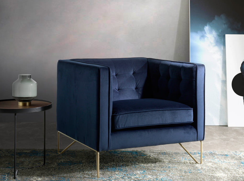 Armchair with stainless steel legs chromed in gold upholstered in velvet effect fabric Armchair with stainless steel legs chromed in gold upholstered in velvet effect fabric