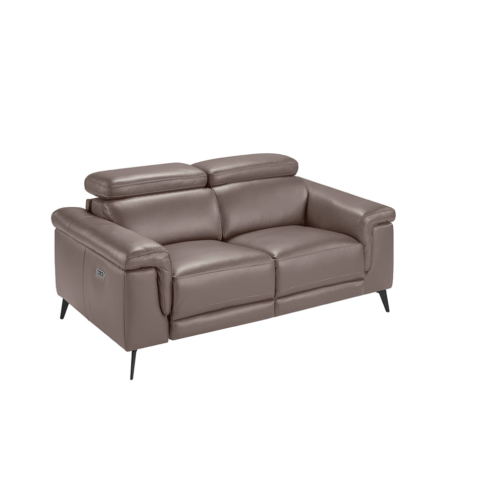Canapé 2 places tapissé en cuir de vachette couleur vison et pieds en acier noir.