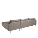 Chaiselongue-Sofa mit Lederbezug und Beinen aus abgedunkeltem Stahl.