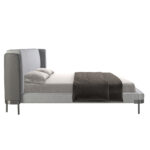 Lit en tissu gris clair et croûte de cuir gris foncé