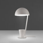 Table lamp in white steel