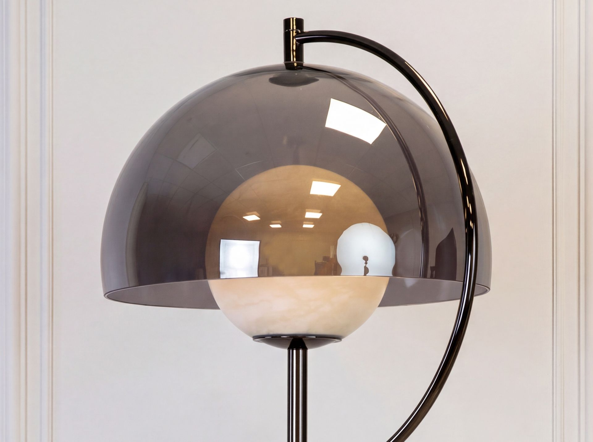 LED floor lamp with grey smoked mirror-effect glass shade and alabaster sphere LED floor lamp with grey smoked mirror-effect glass shade and alabaster sphere