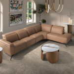 Круглый угловой столик из керамогранита и стали бронзового цвета