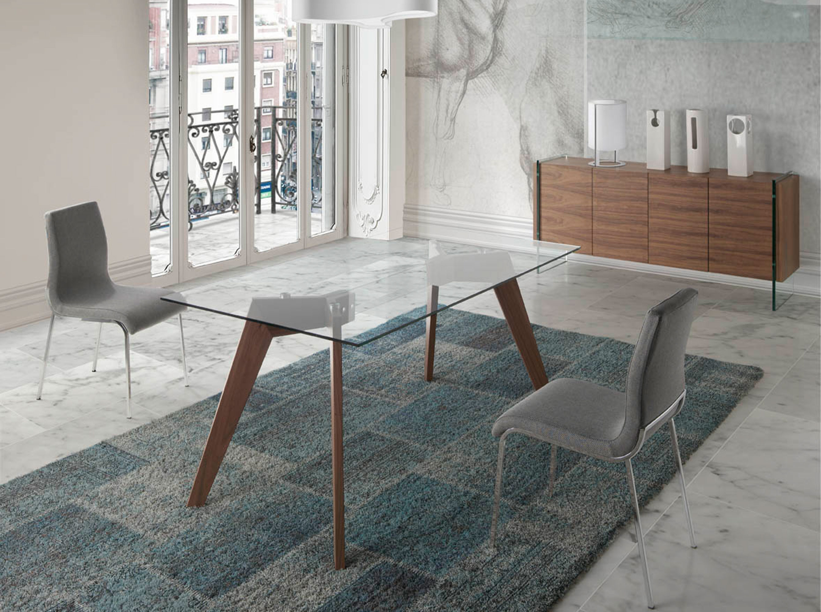 Buffet en bois de noyer et verre trempé Buffet en bois de noyer et verre trempé