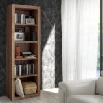 Estantería fabricada en madera nogal