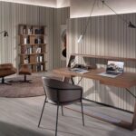 Bürotisch aus Walnussholz und schwarzem Stahl