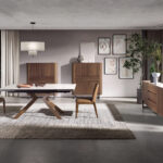 Credenza in noce e acciaio metallizzato scuro con piano in marmo porcellanato