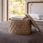 Cesto portaoggetti decorativo rotondo in pelle rigenerata color visone scuro con coperchio