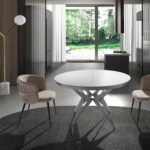 Sedia in tessuto marrone