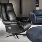Fauteuil pivotant en cuir noir