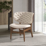 Fauteuil en similicuir sable et noyer