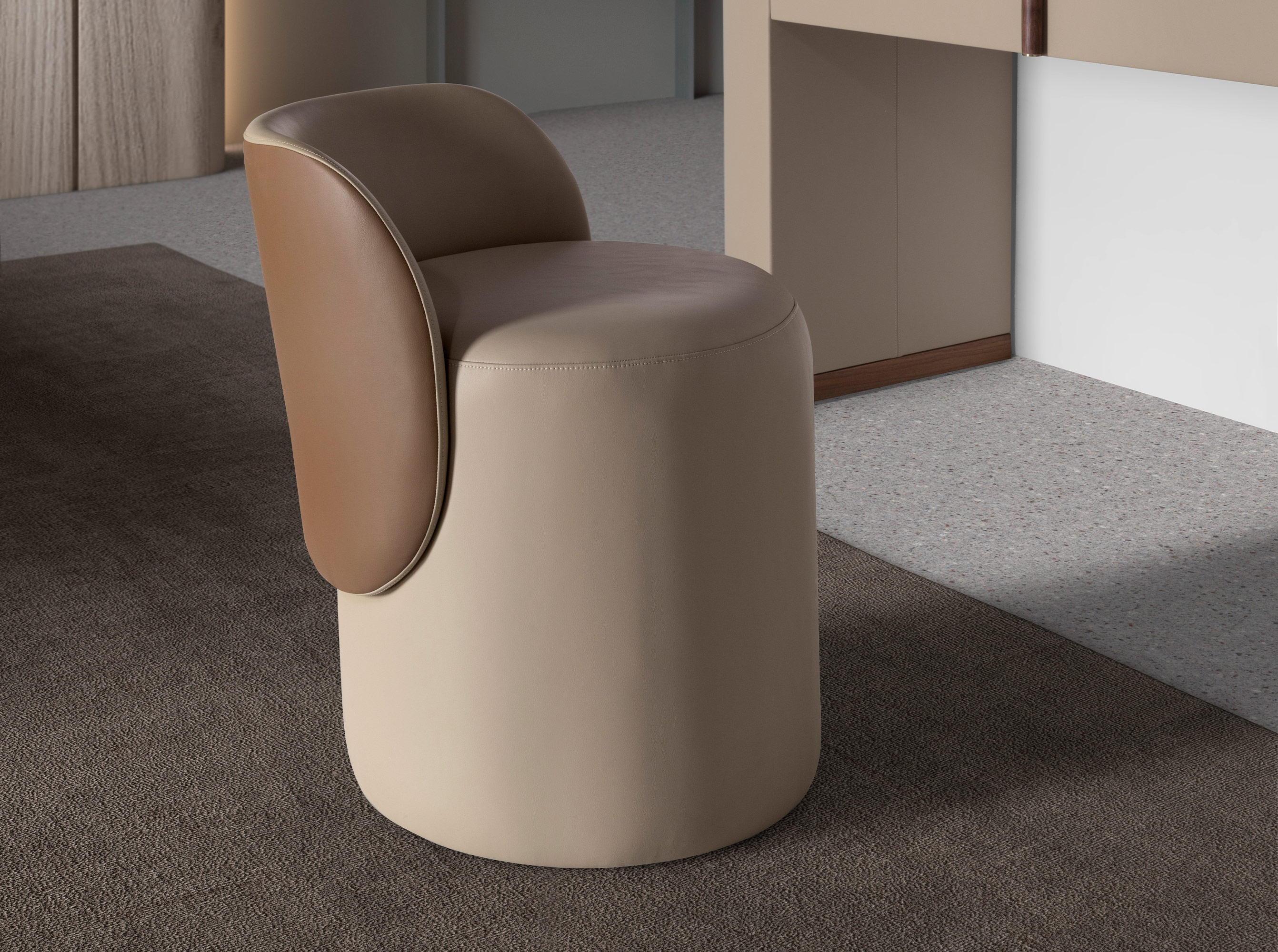 Puff polipiel visón y marrón Puff polipiel visón y marrón