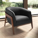 Fauteuil en cuir noir