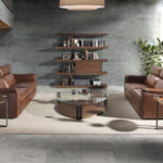 Divano a 2 posti in pelle marrone con relax