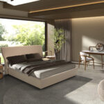 Bett aus braunem Samt und Kunstleder in Cremefarbe