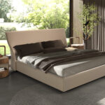 Bett aus braunem Samt und Kunstleder in Cremefarbe