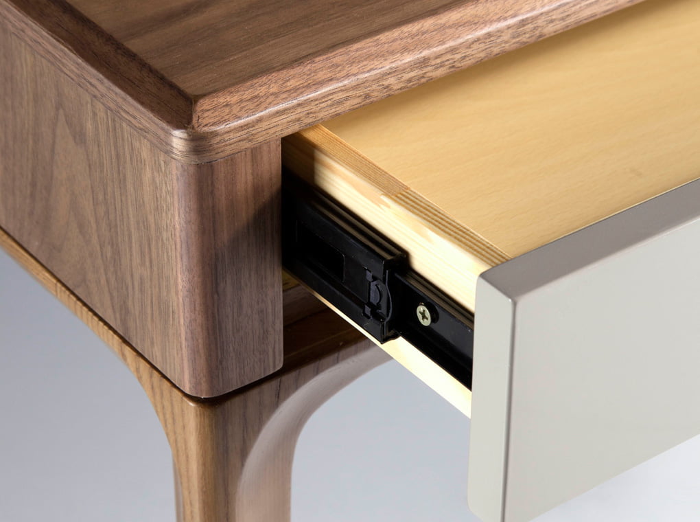 Hallway console with solid wooden legs and a walnut veneer structure Hallway console with solid wooden legs and a walnut veneer structure