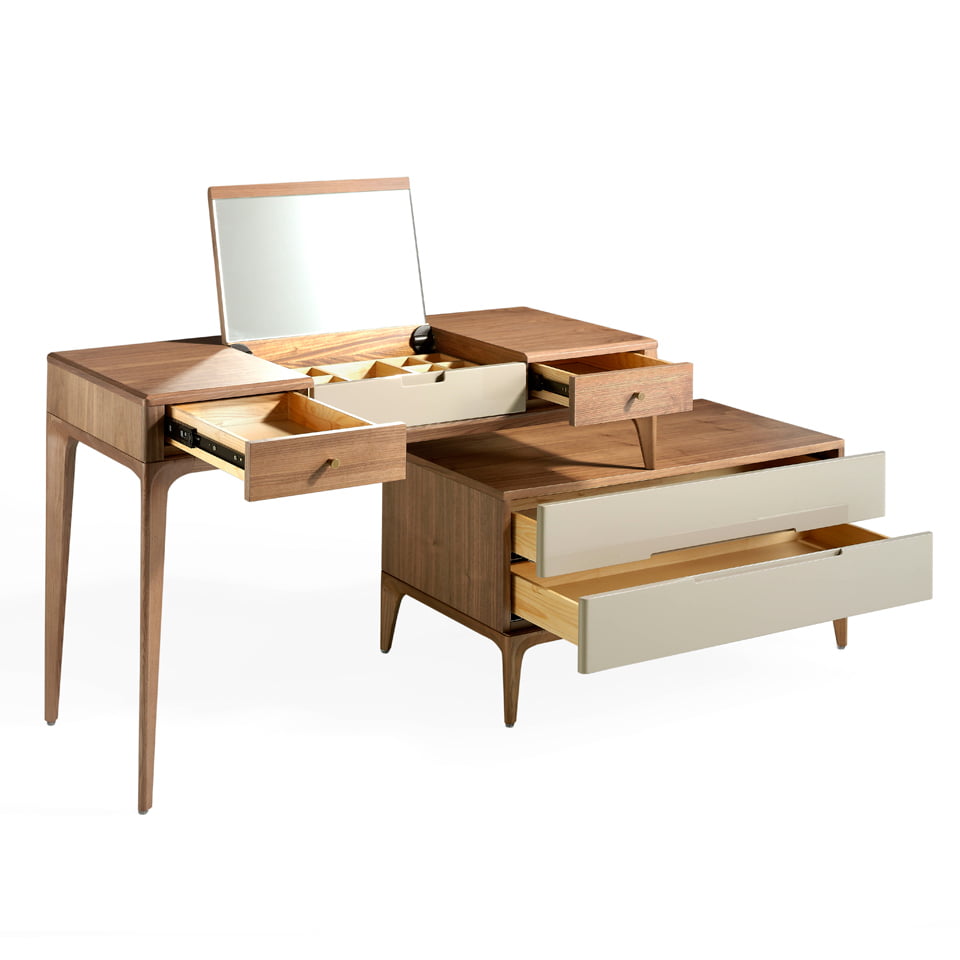 Vanity table with drawers on individual chest of drawers Vanity table with drawers on individual chest of drawers