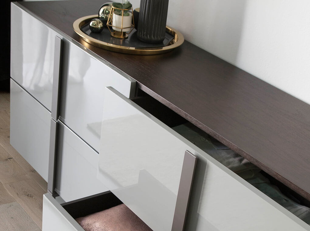 Four lacquered MDF drawers Sideboard with black steel structure Four lacquered MDF drawers Sideboard with black steel structure