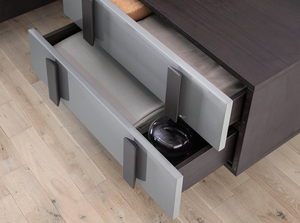 Lacquered bedside table with black steel structure Lacquered bedside table with black steel structure