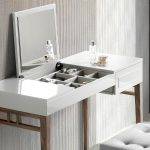 Foggy Wooden Dressing Table with Flip-Up Mirror and Jewelry Box