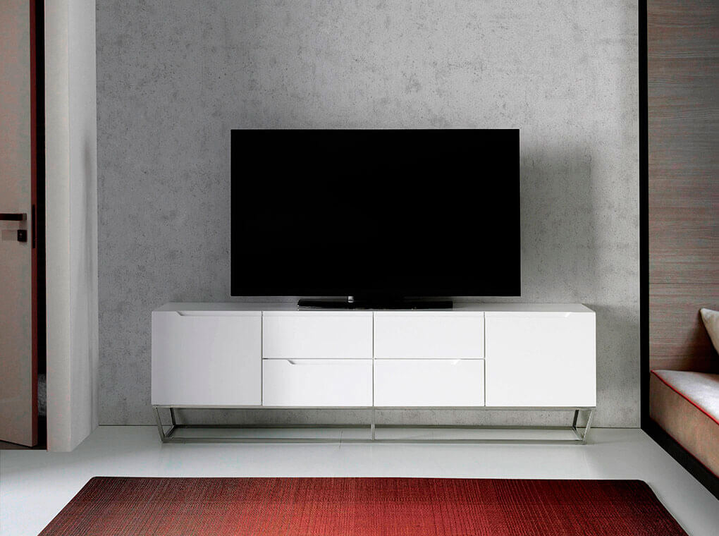 Mueble TV de madera color Blanco y acero cromado Mueble TV de madera color Blanco y acero cromado