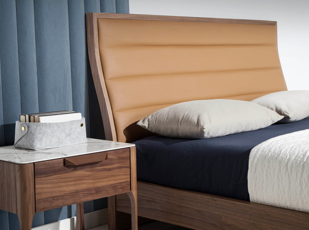 Bed upholstered in leatherette and Walnut wood Bed upholstered in leatherette and Walnut wood