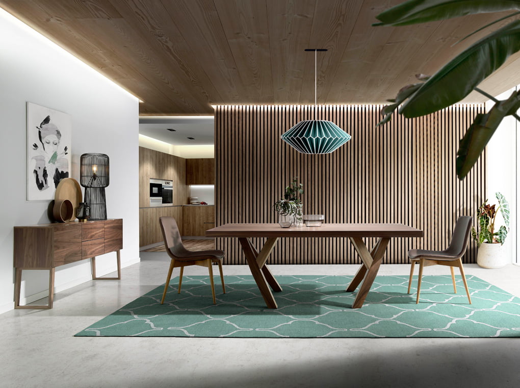 Solid wood dining table veneered in Nogal Solid wood dining table veneered in Nogal