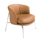 Кресло, обитое коричневой экокожей