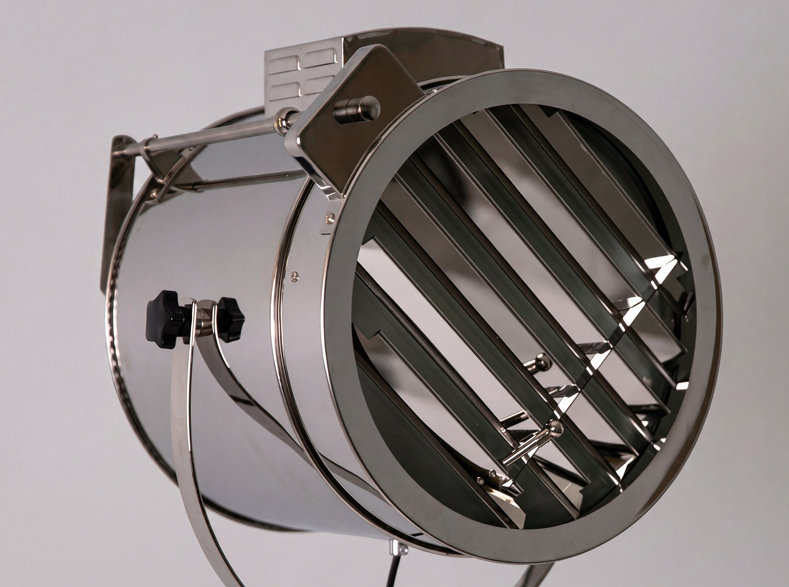 Chrome steel and black steel floor lamp Chrome steel and black steel floor lamp