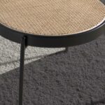 Tavolino rotondo in rattan e acciaio nero
