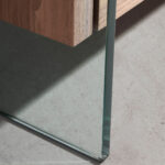 Mueble TV de madera Nogal y cristal templado