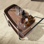 Desserte minibar en noyer et acier noir