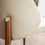 Silla polipiel crema