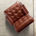Poltrona in pelle marrone cognac