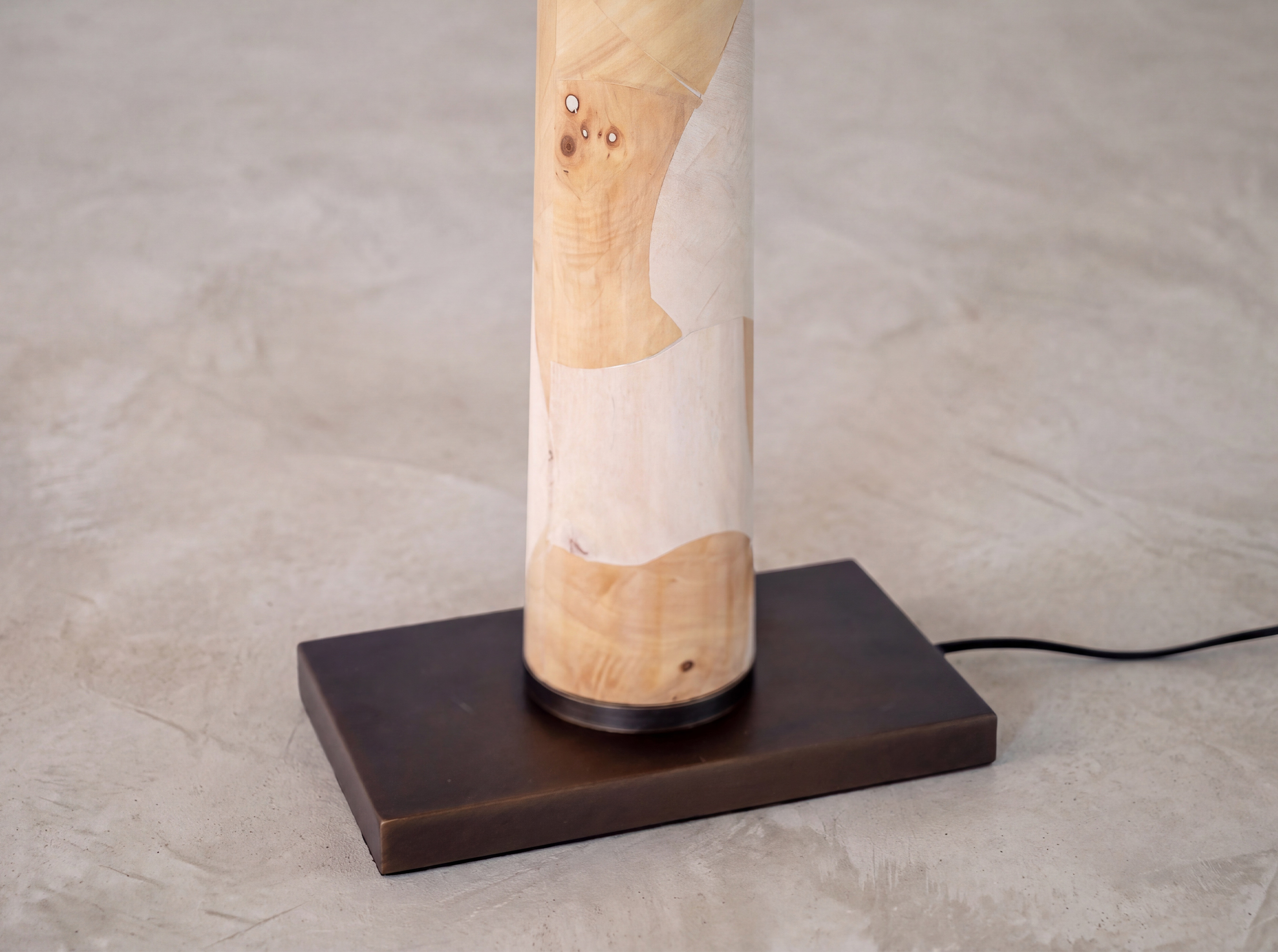 Floor lamp with white shade and burl veneer wrapped body Floor lamp with white shade and burl veneer wrapped body