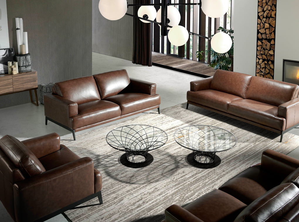 Coffee table manufactured in steel with tempered glass top Coffee table manufactured in steel with tempered glass top